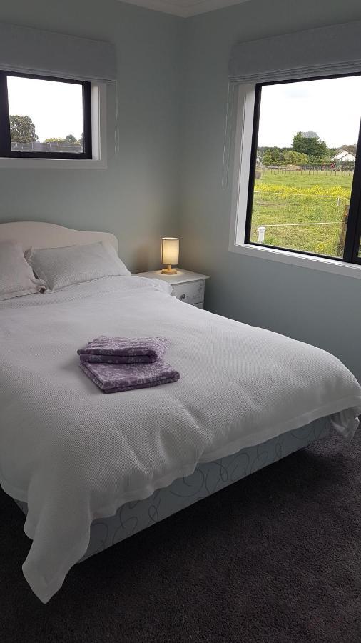 Aberdeen Cottage With Hobbit House Sleep-Out Tamahere 外观 照片